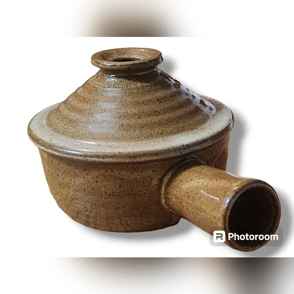 Vintage Earthy Brown Stoneware Soup Chili Hademade With Lid And Handle